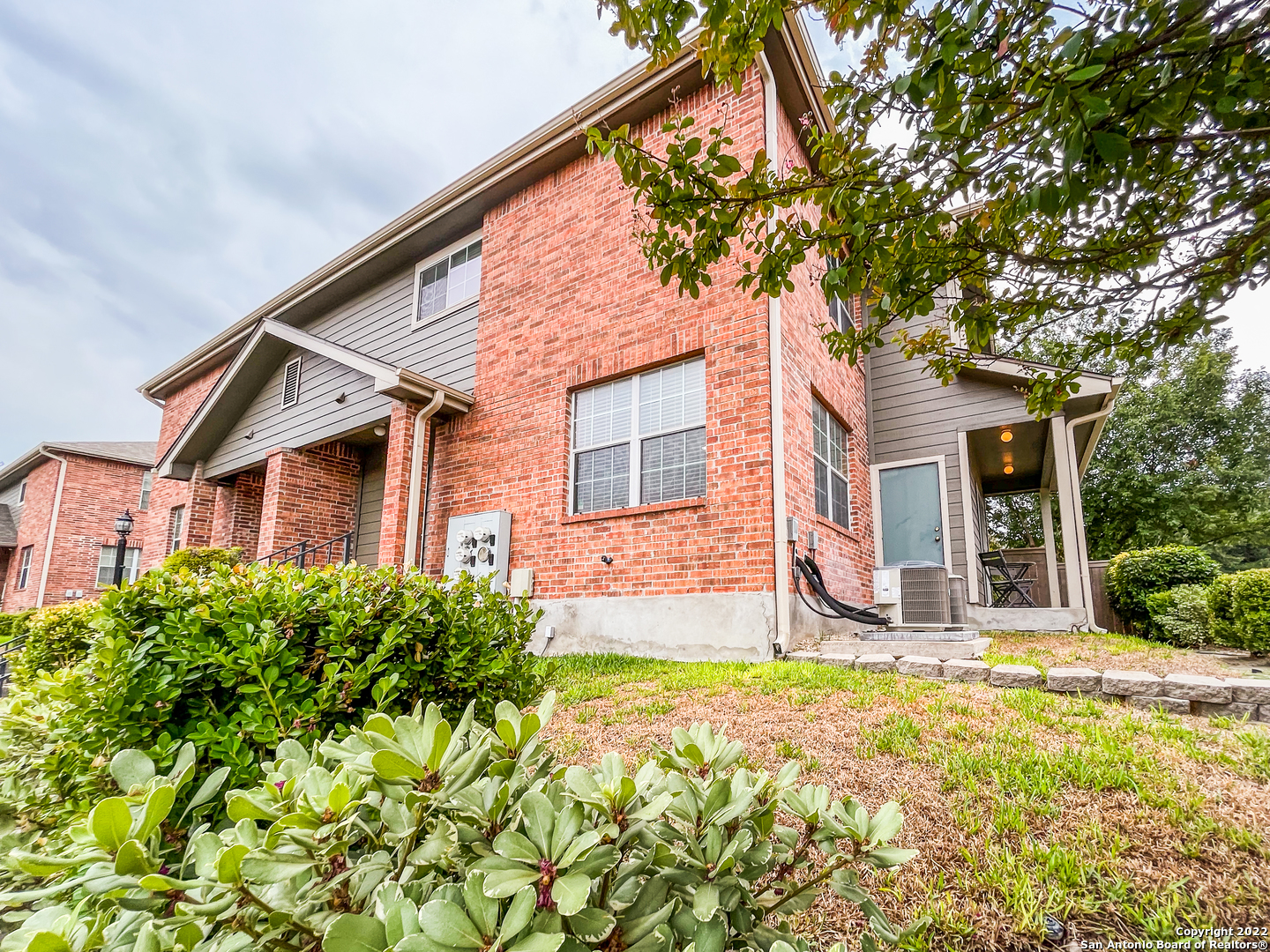 151 Chapel Hill Circle, San Antonio TX 78240