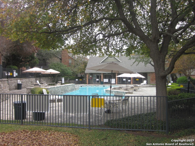 151 Chapel Hill Circle, San Antonio TX 78240