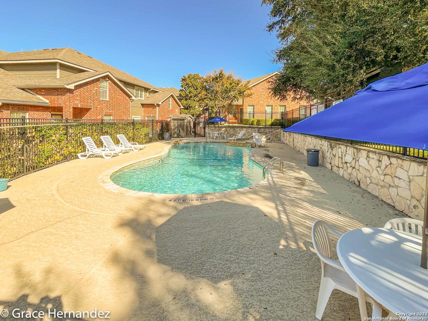 151 Chapel Hill Circle, San Antonio TX 78240