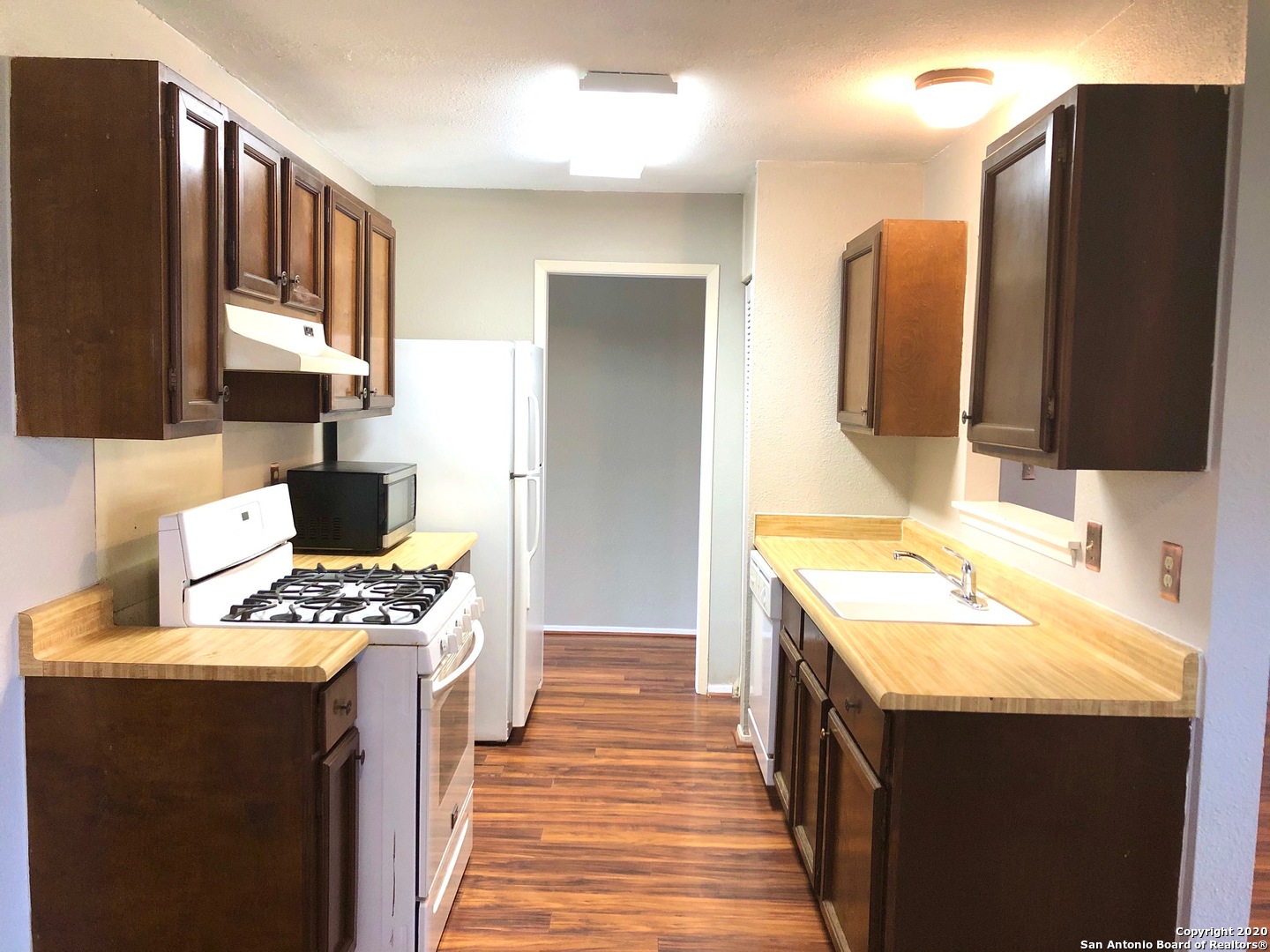 11205 Champion Oak Live Oak TX 78233