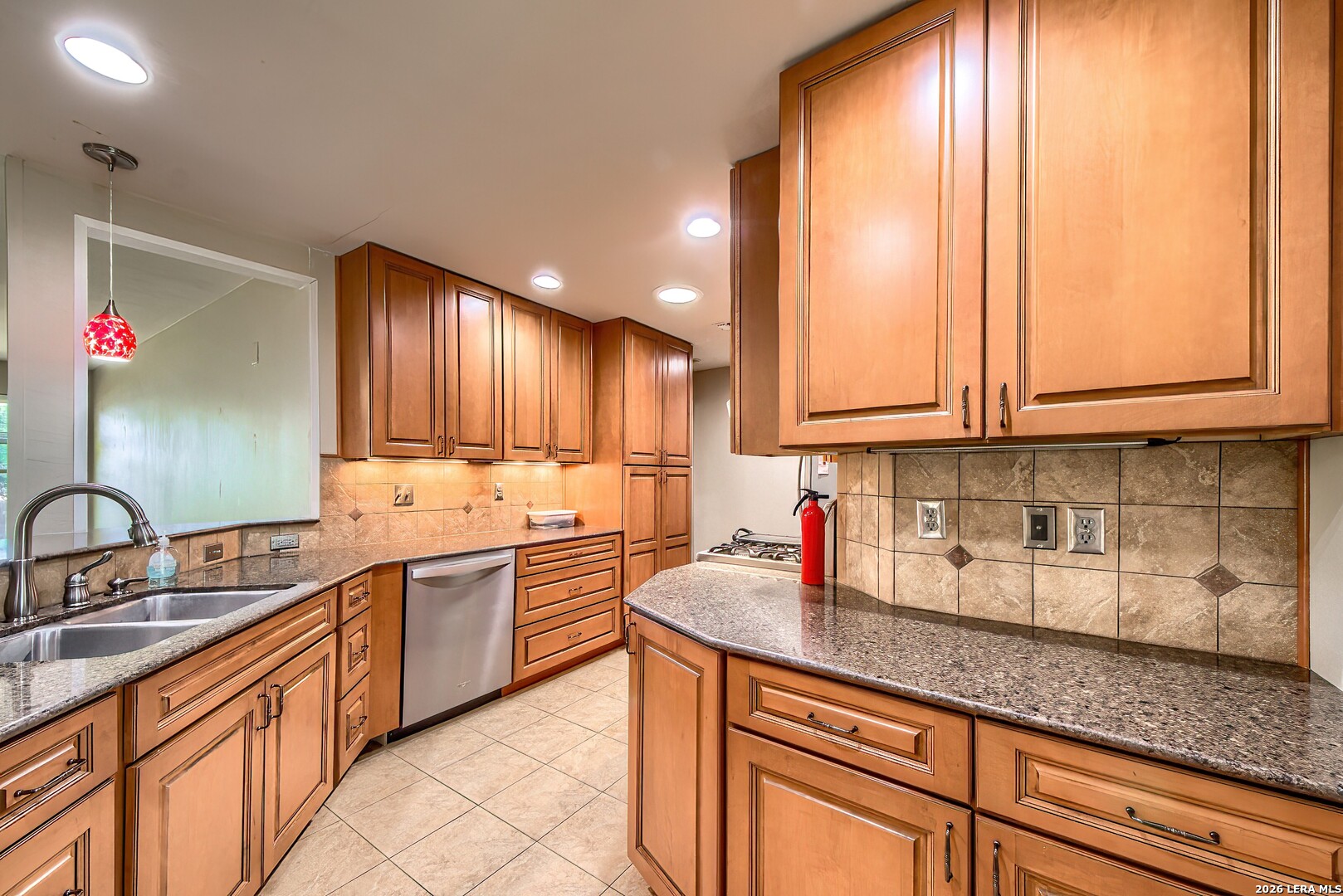 8406 Deer Hollow San Antonio TX 78230
