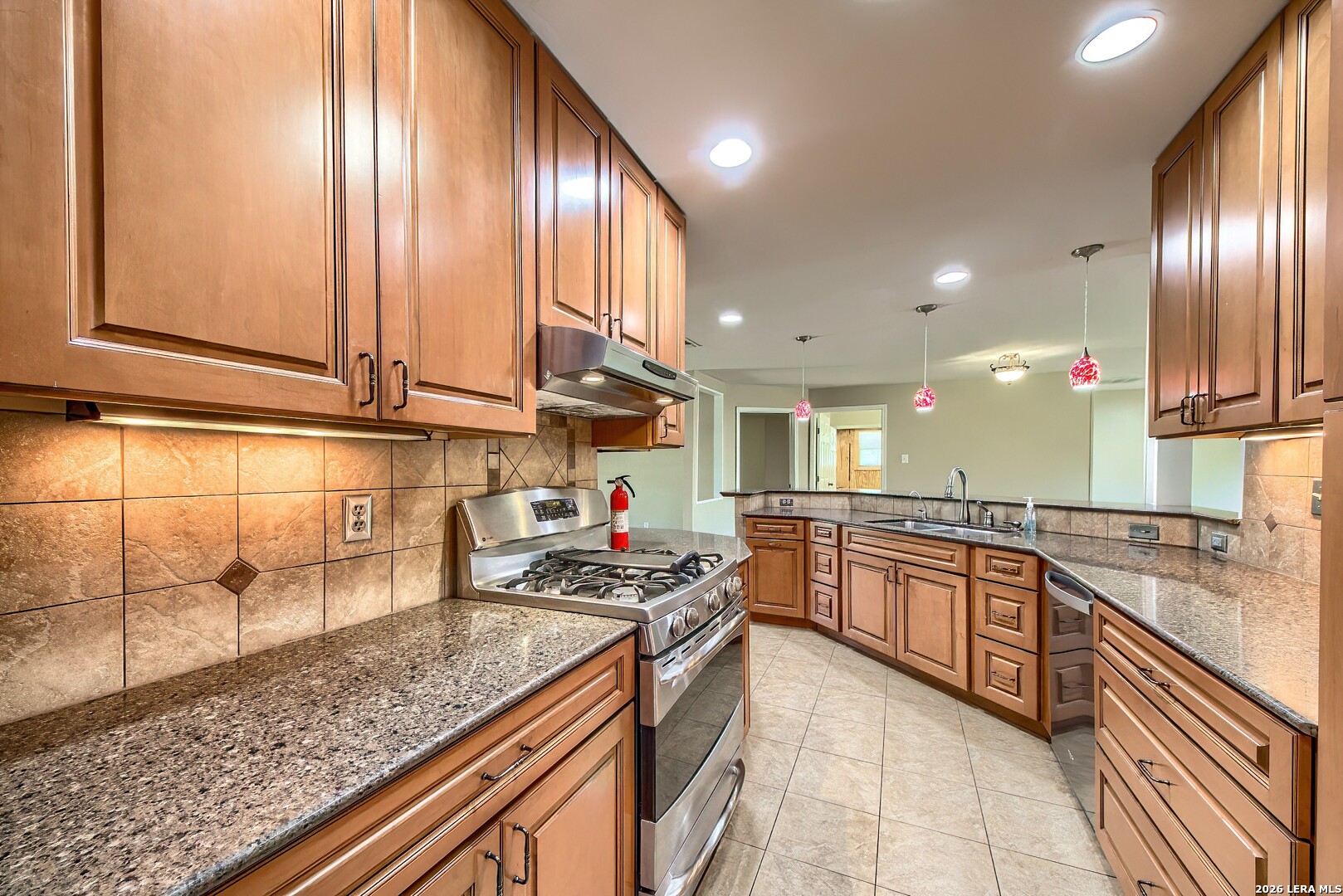 8406 Deer Hollow San Antonio TX 78230