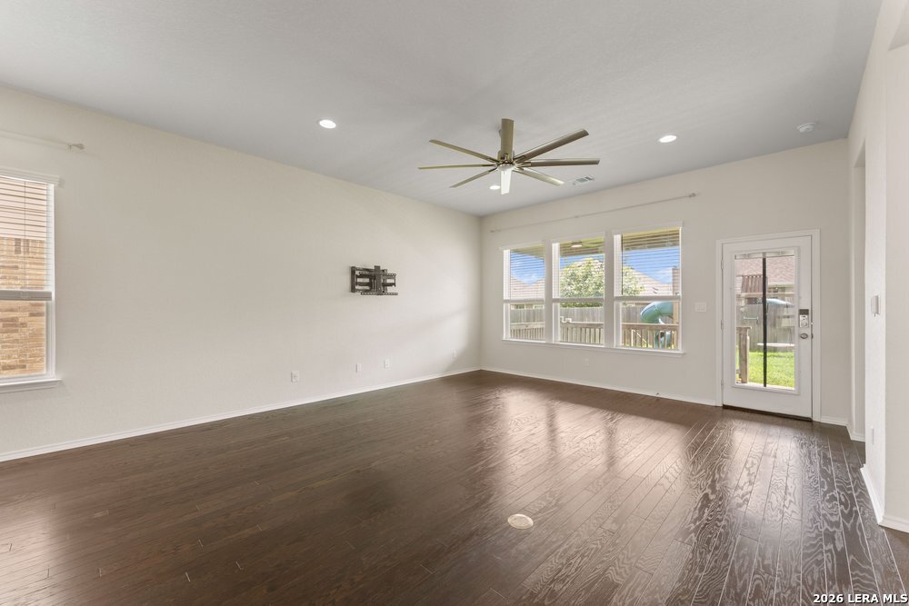 942 Blue Violet New Braunfels TX 78130