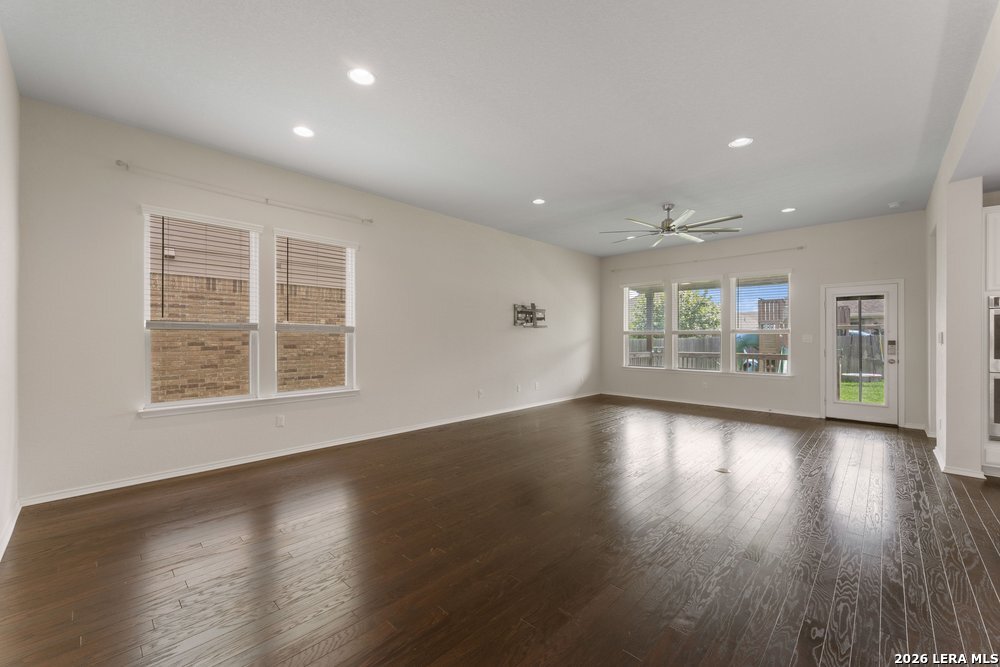 942 Blue Violet New Braunfels TX 78130