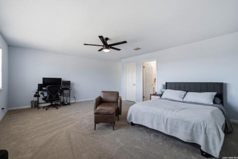 52 Greens Shade San Antonio TX 78216