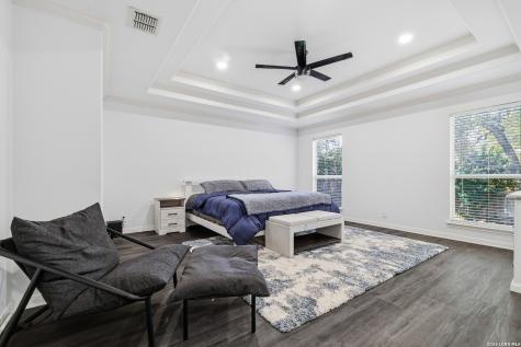 52 Greens Shade San Antonio TX 78216