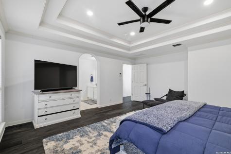 52 Greens Shade San Antonio TX 78216