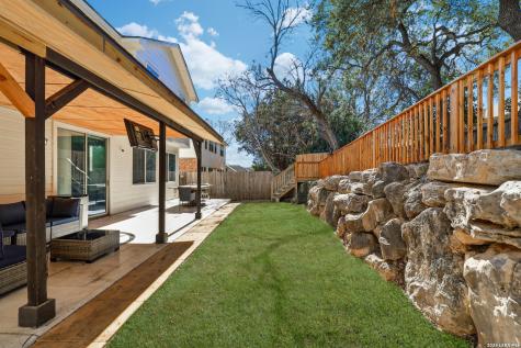 52 Greens Shade San Antonio TX 78216