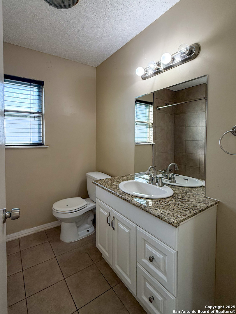 511 Solar Drive San Antonio TX 78227