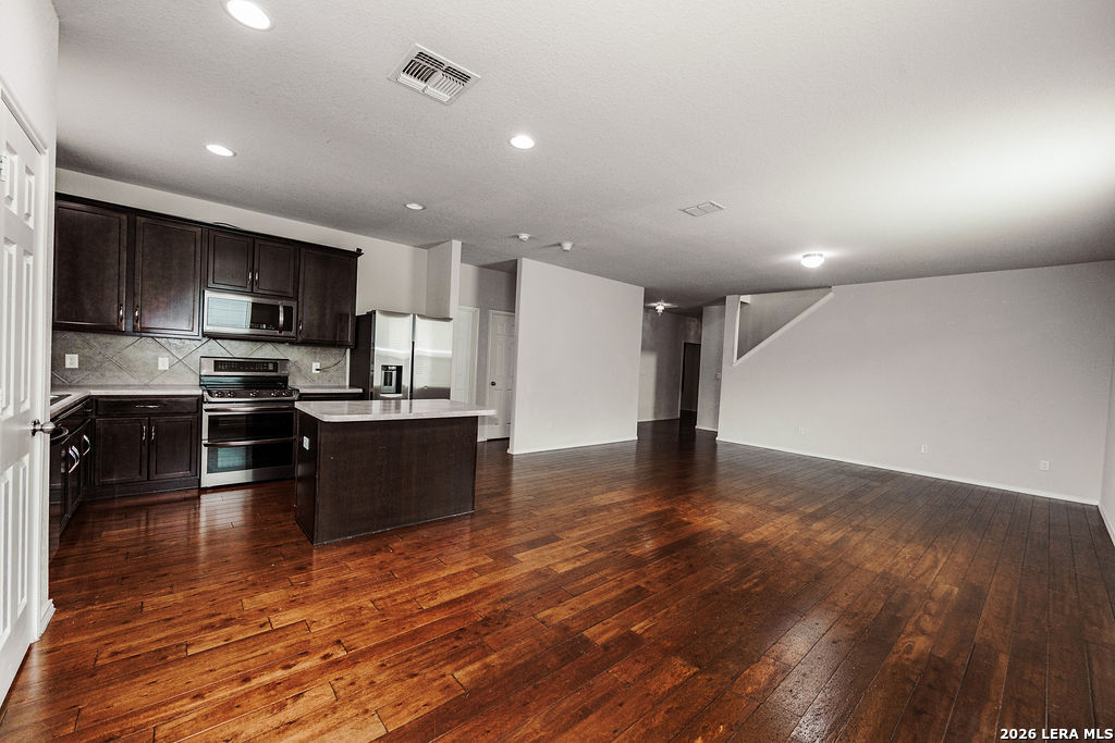 24370 Invitation Oak San Antonio TX 78261