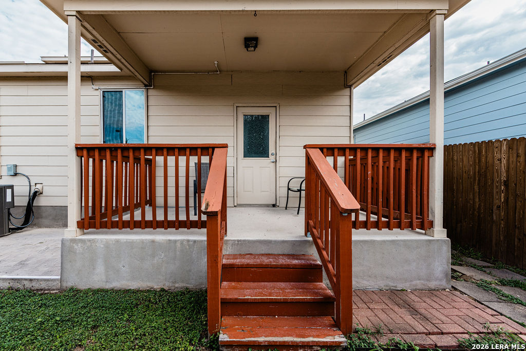24370 Invitation Oak San Antonio TX 78261