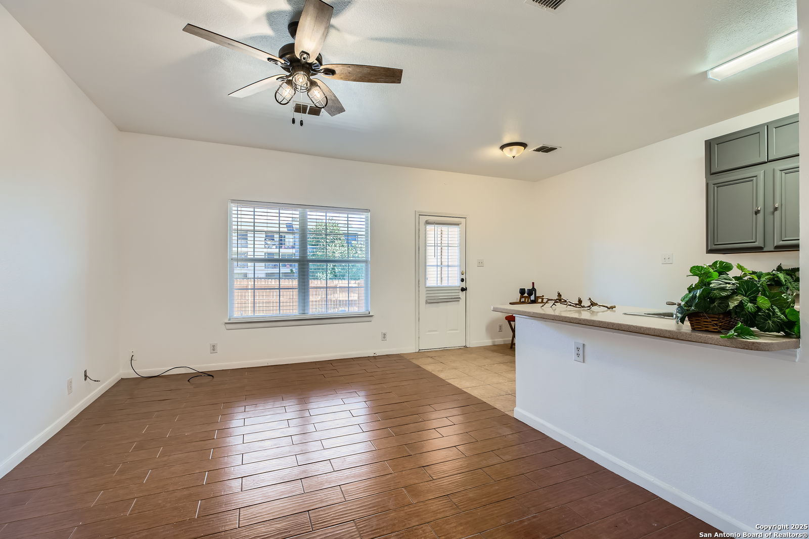 4105 St Charles Bay San Antonio TX 78229