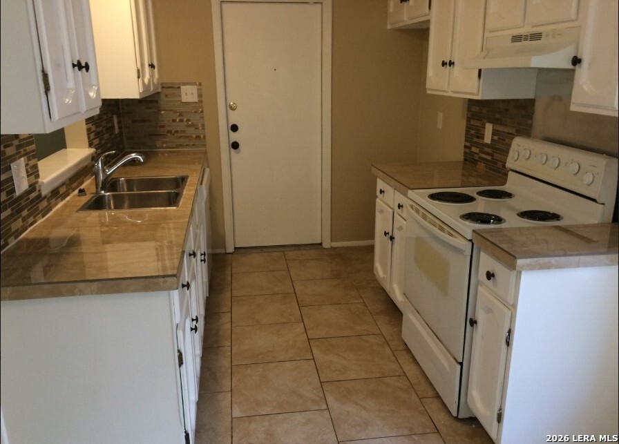 4914 Grey Hawk Drive San Antonio TX 78217