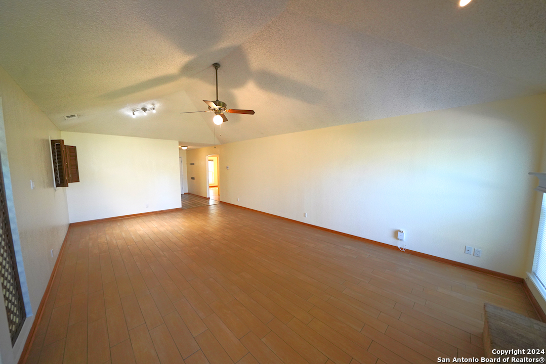 4211 Colonneh Trail San Antonio TX 78218
