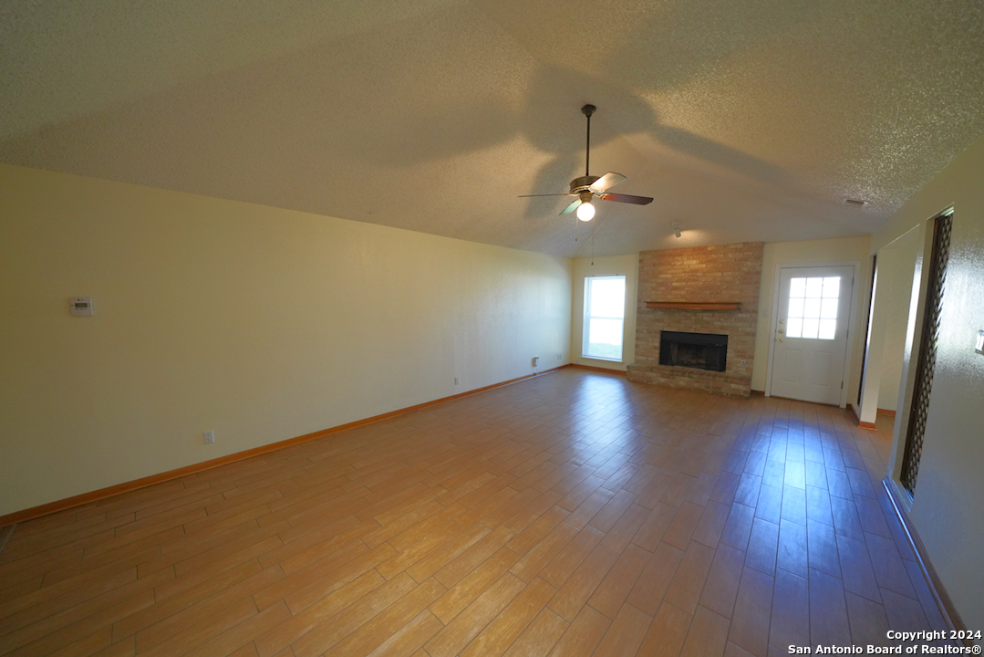 4211 Colonneh Trail San Antonio TX 78218