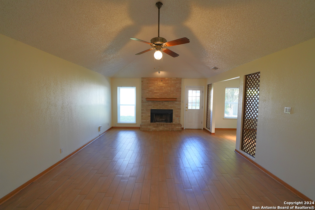 4211 Colonneh Trail San Antonio TX 78218
