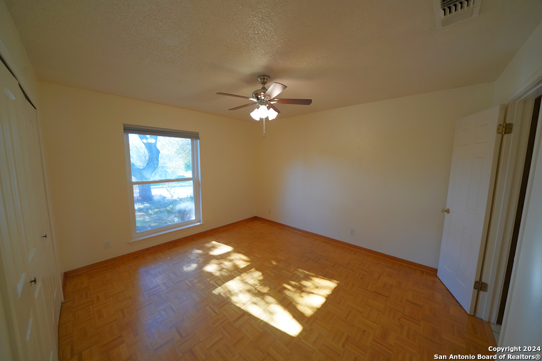 4211 Colonneh Trail San Antonio TX 78218