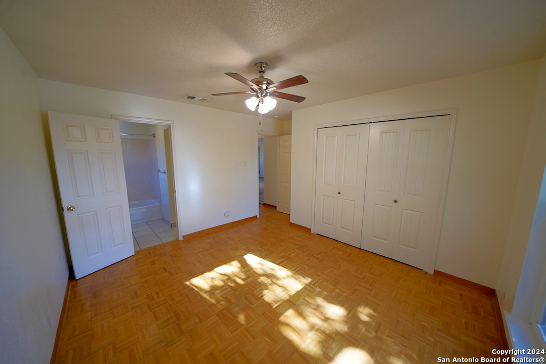 4211 Colonneh Trail San Antonio TX 78218