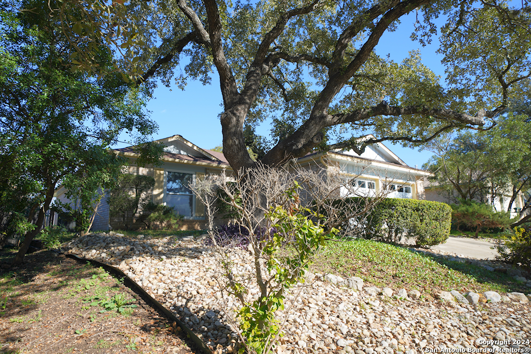 4211 Colonneh Trail San Antonio TX 78218