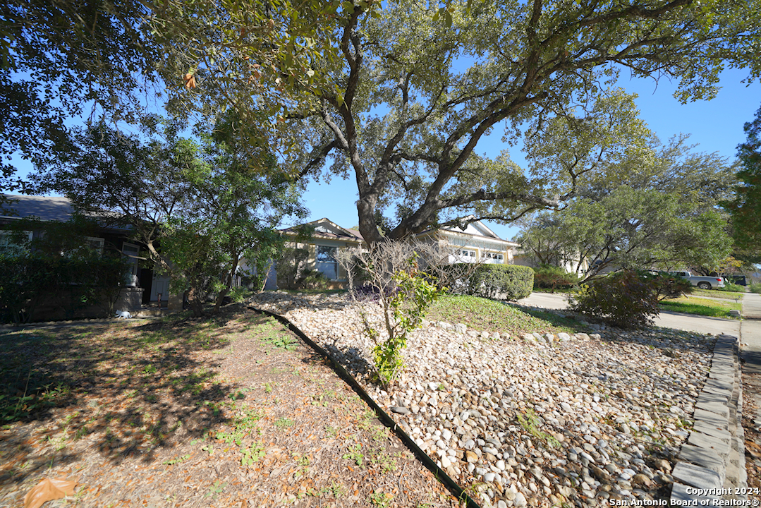 4211 Colonneh Trail San Antonio TX 78218