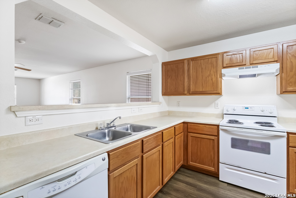 5814 Armstrong Wells San Antonio TX 78249