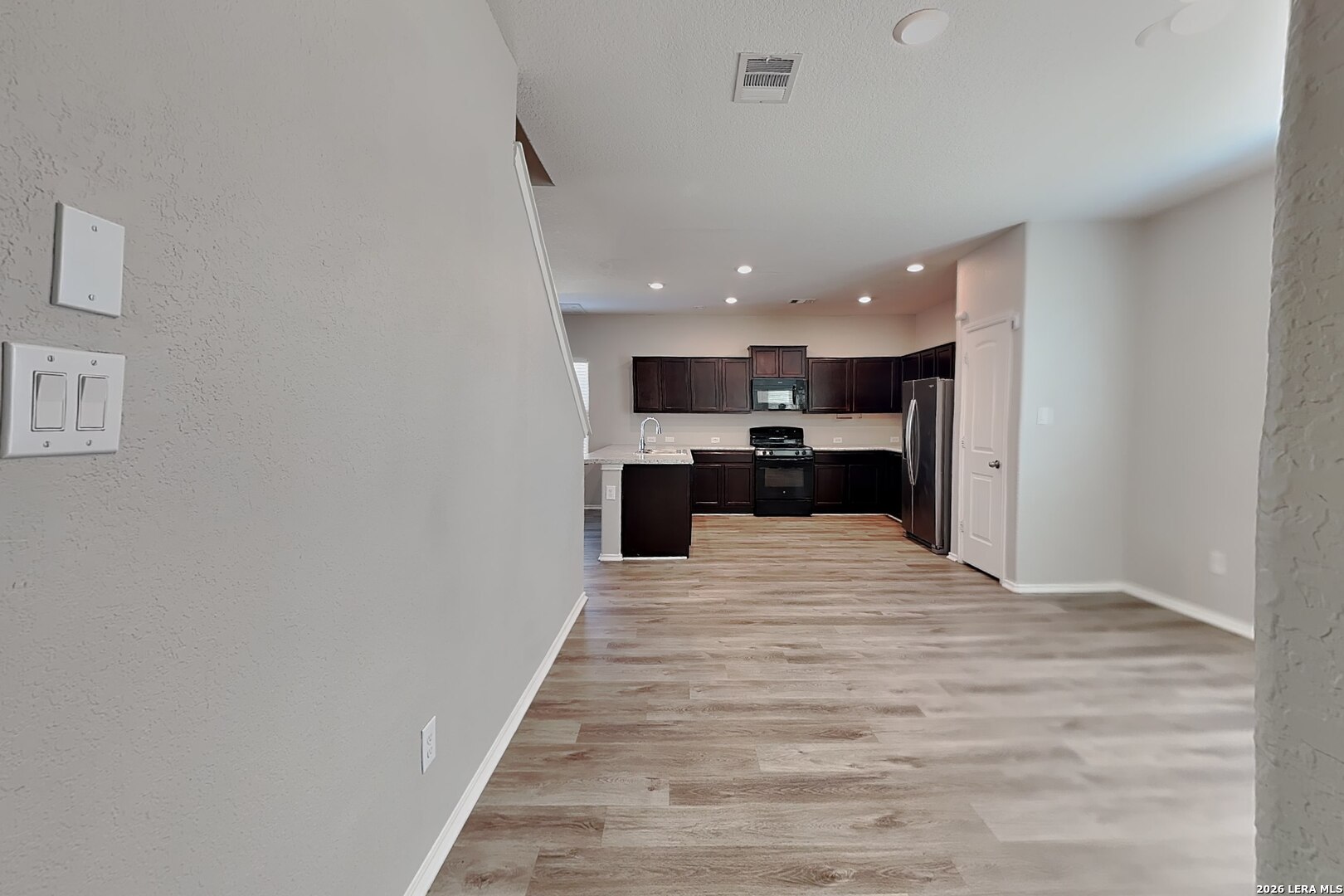 8406 Chalk Hill Cove Converse TX 78109