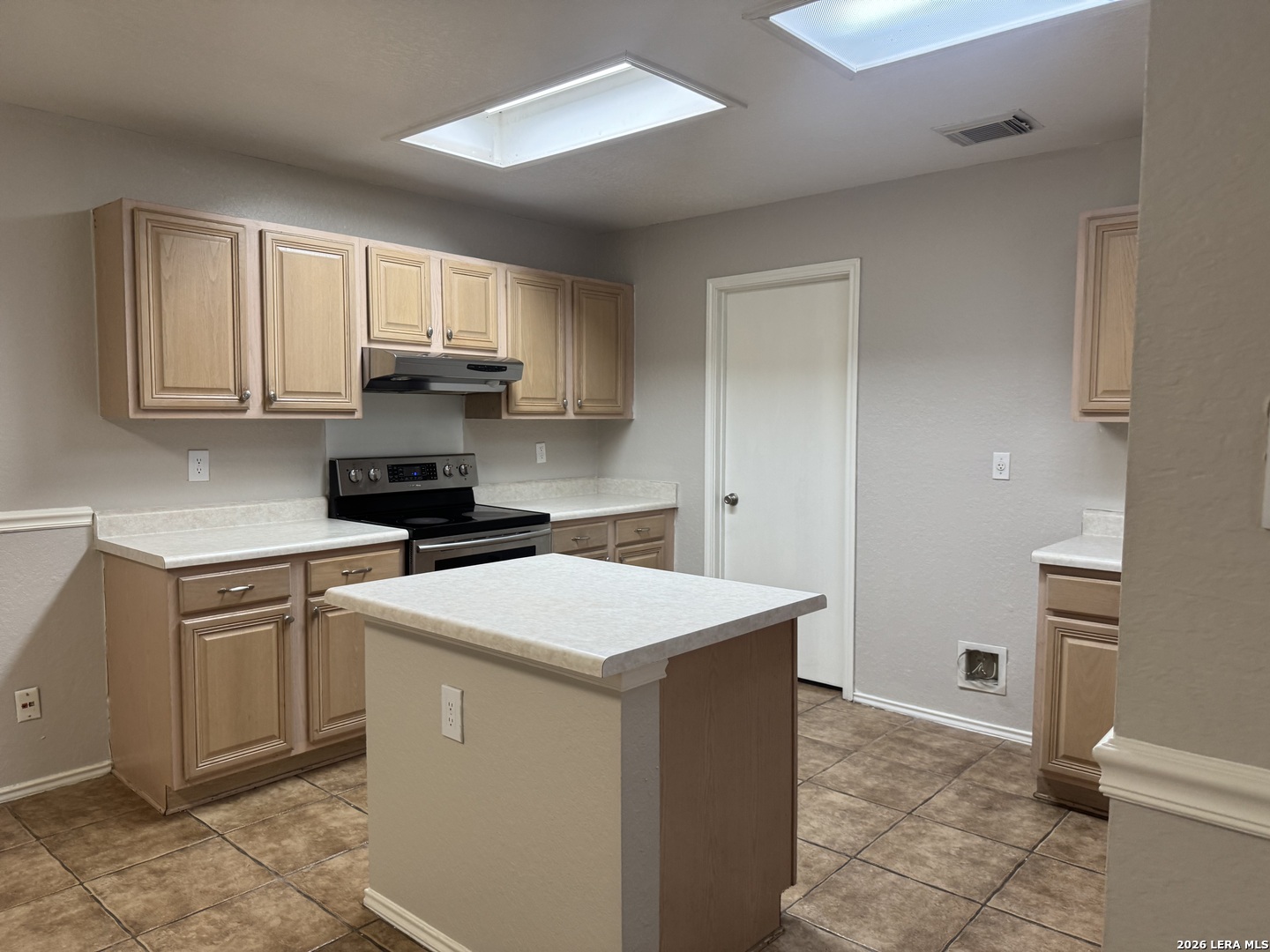 5663 Lovett Oaks San Antonio TX 78218