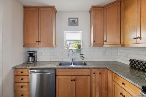 711 Eleanor Avenue San Antonio TX 78209