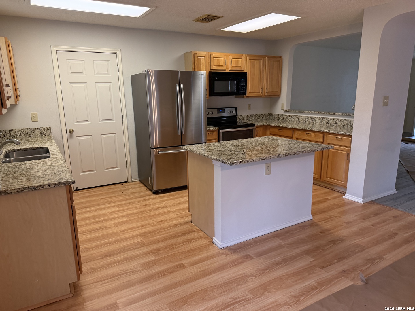 9034 Limestone Hill San Antonio TX 78254