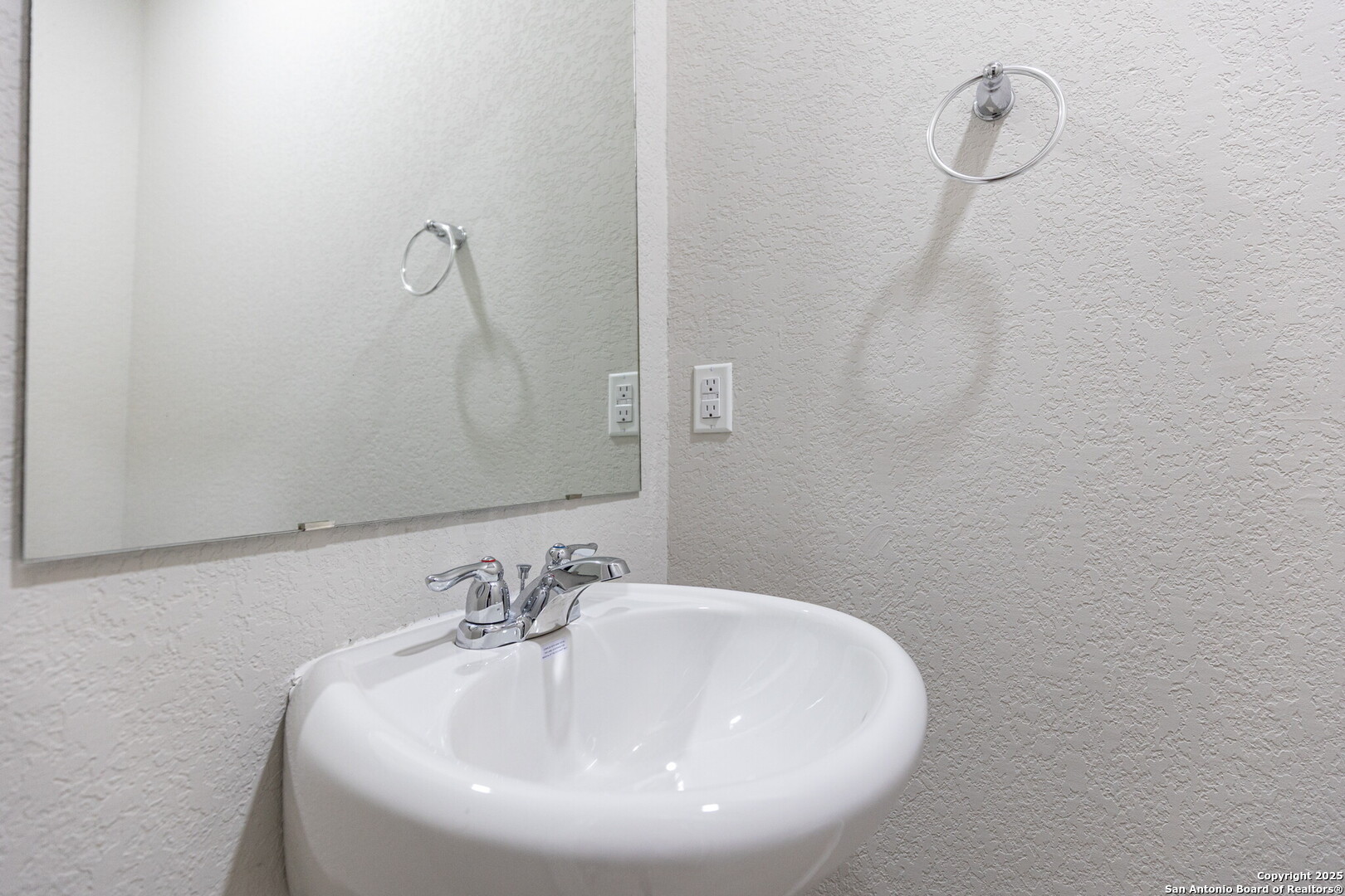 7239 Converse Ridge Lane San Antonio TX 78239