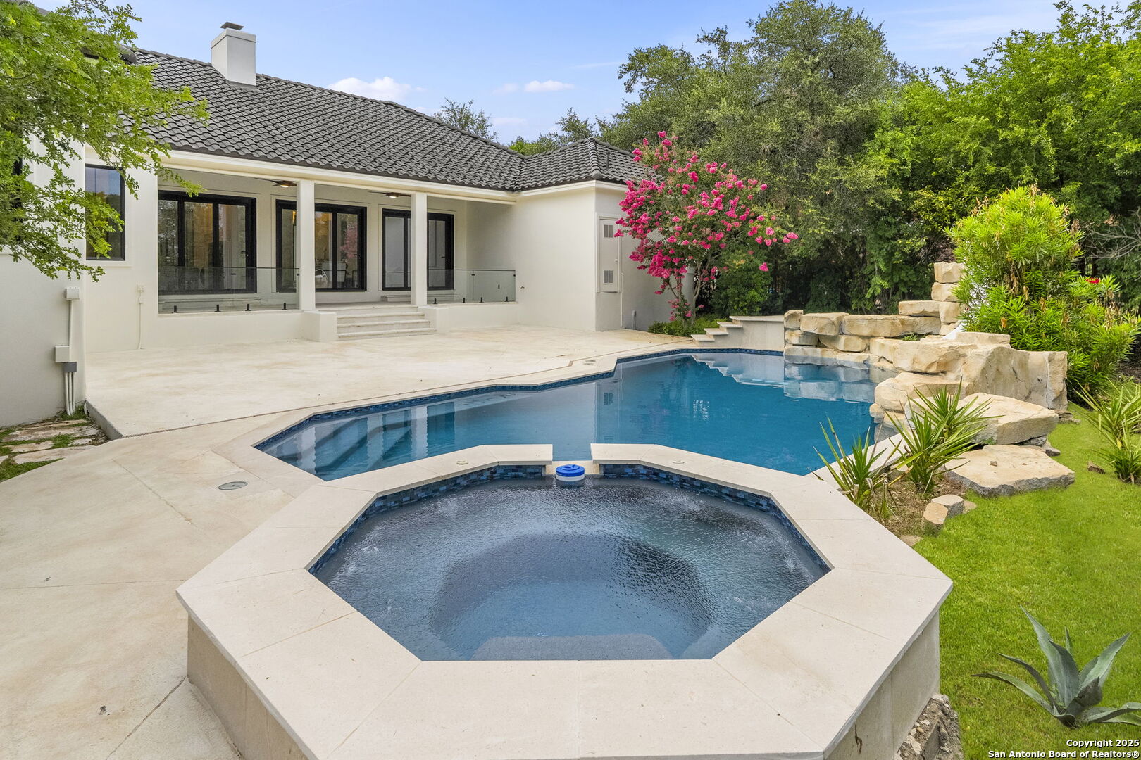 6 Turin Court San Antonio TX 78257
