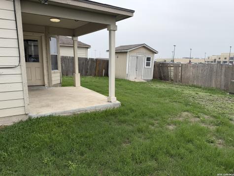 6630 Hartnet Fields Converse TX 78109