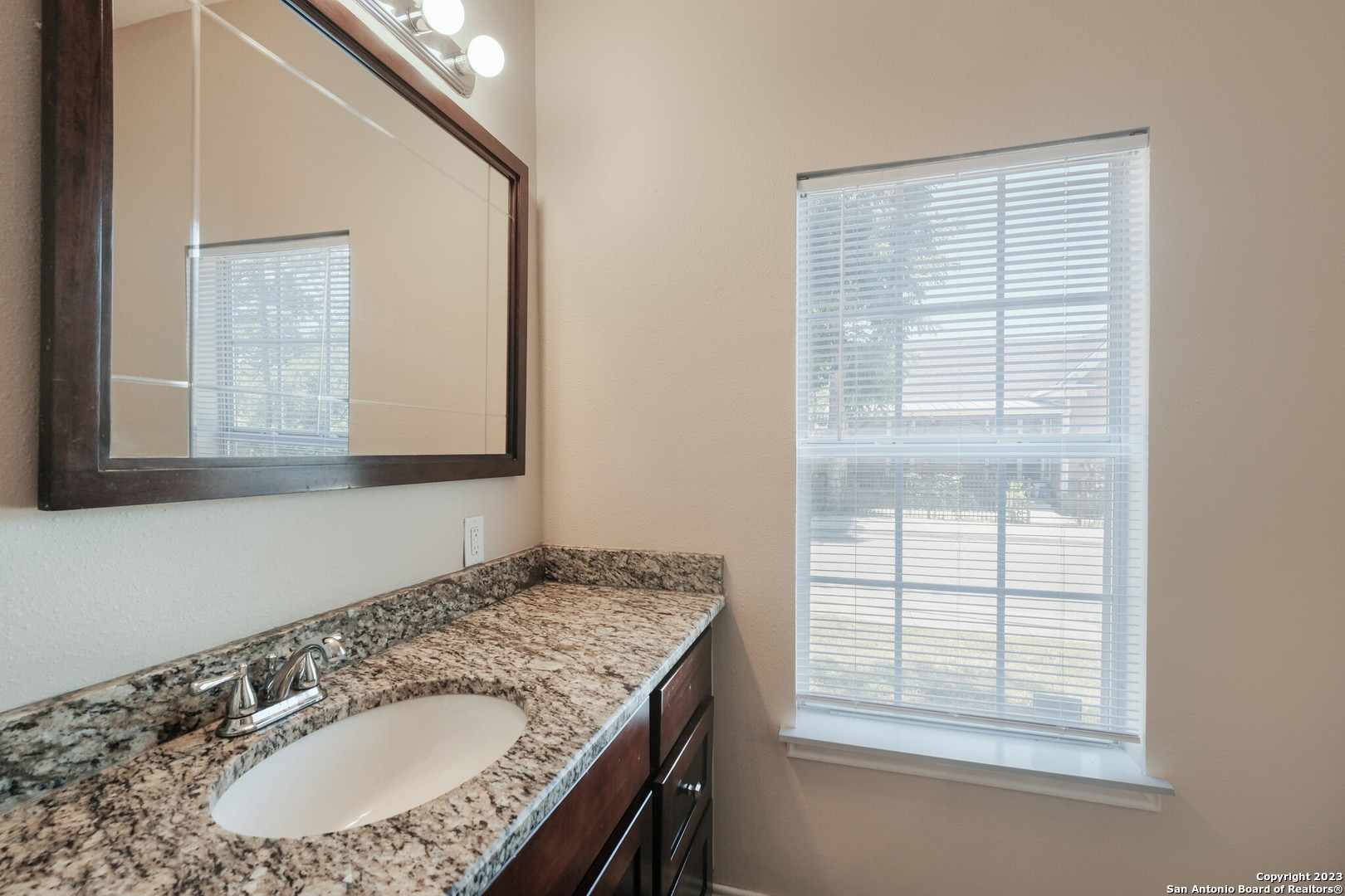 207 Hill Street San Antonio TX 78212