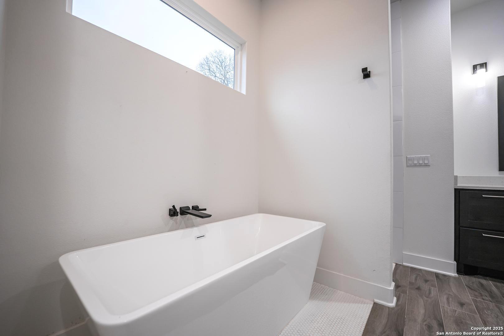 2109 Bella Vista Canyon Lake TX 78133