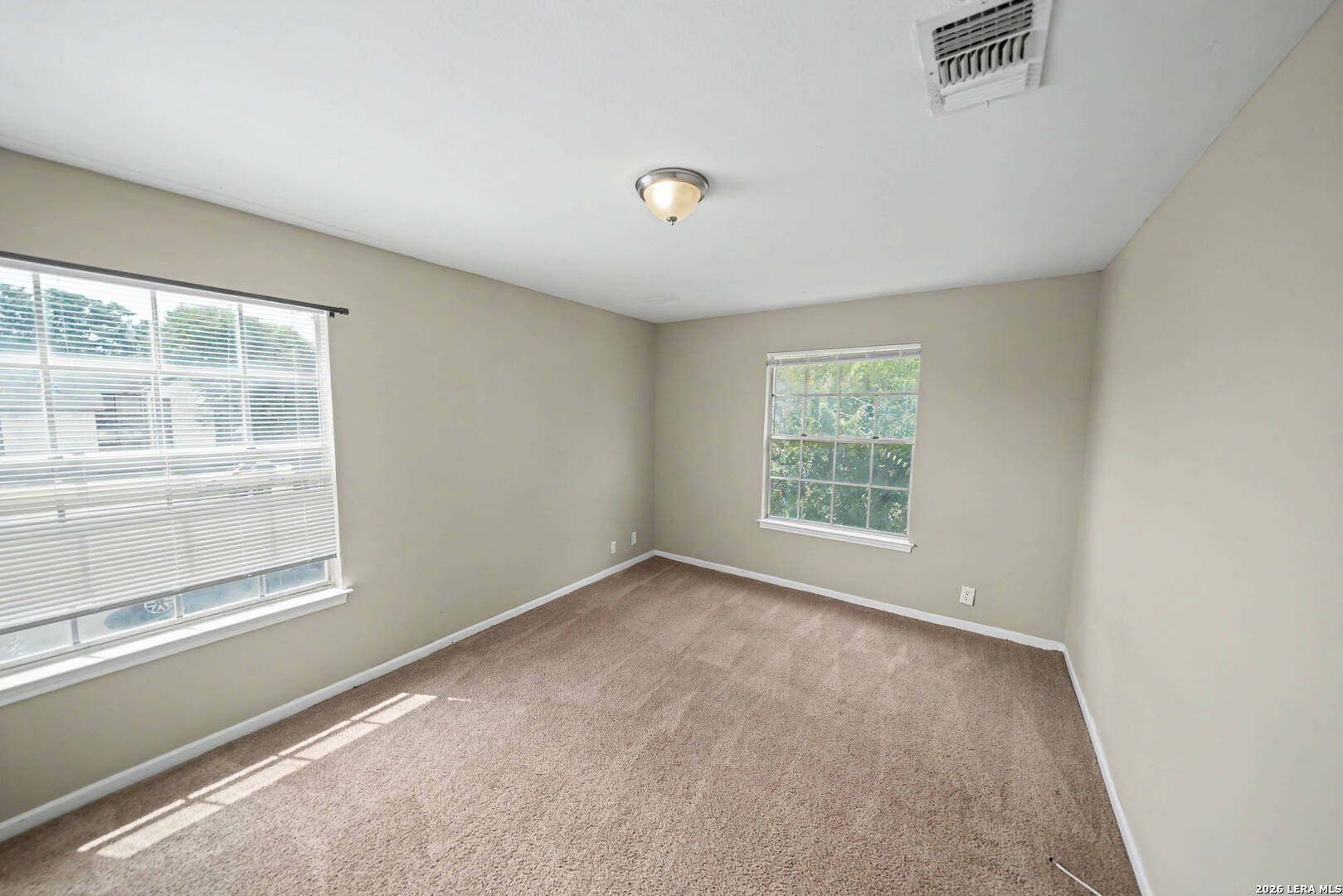 5216 Meadow Field San Antonio TX 78250