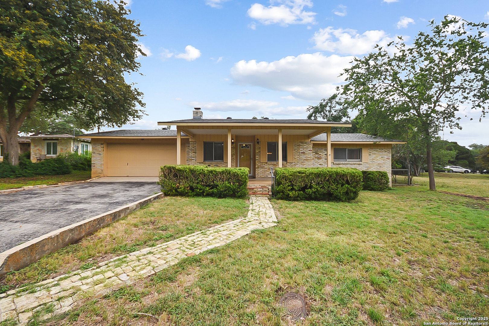185 Oklahoma Avenue New Braunfels TX 78130