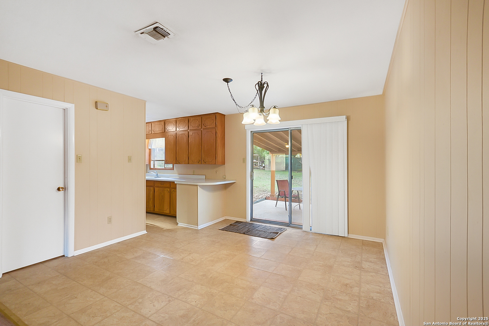 185 Oklahoma Avenue New Braunfels TX 78130