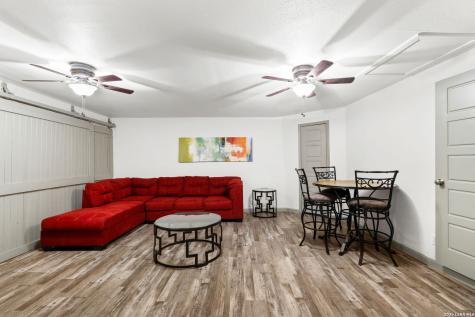 3106 Zarzamora San Antonio TX 78201