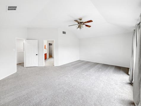 15015 Northern Dancer San Antonio TX 78248