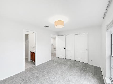 15015 Northern Dancer San Antonio TX 78248