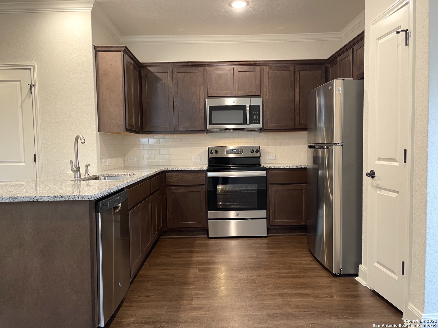 2222 Sandlewood Cove San Antonio TX 78245
