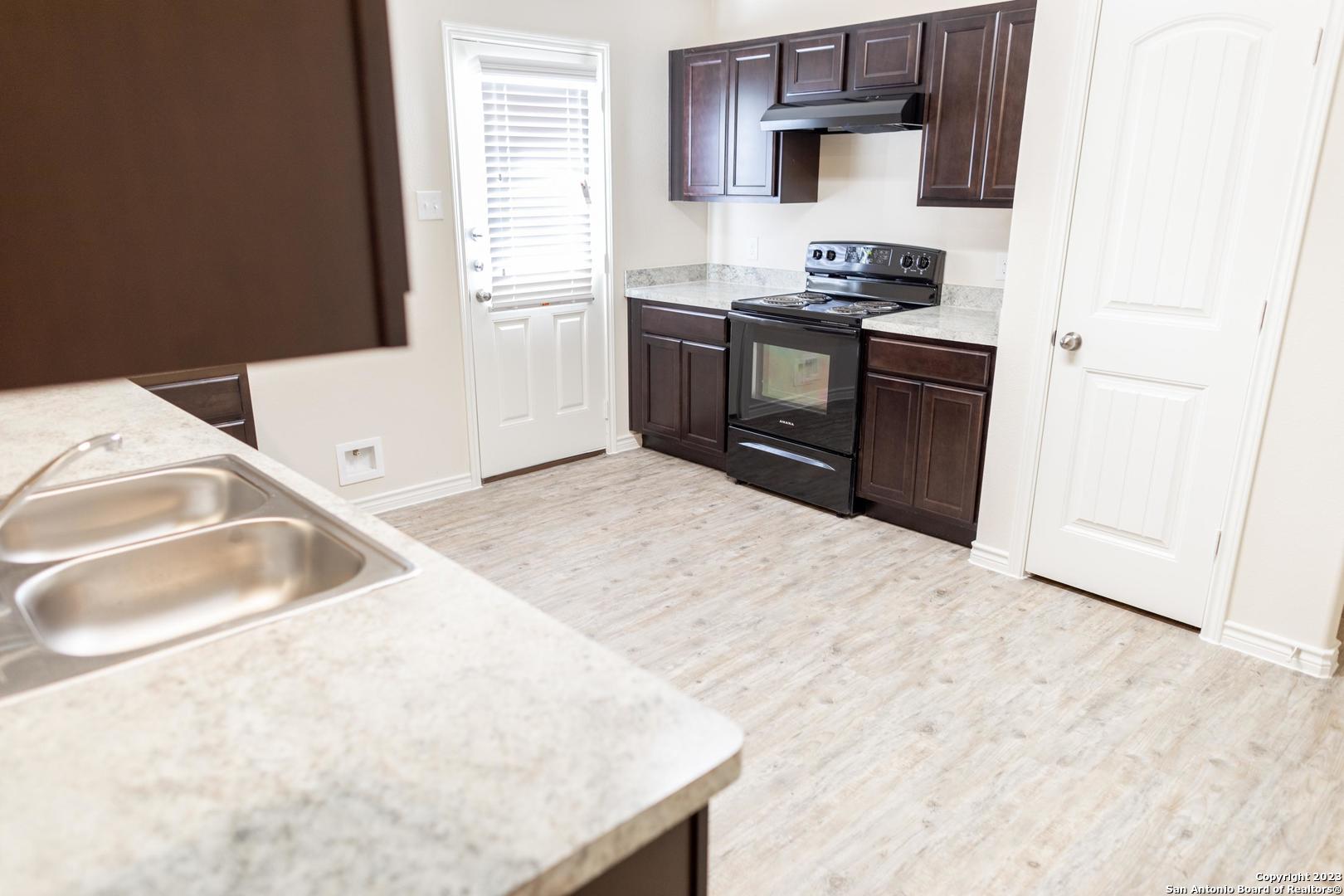 8202 Tesoro Hills San Antonio TX 78242