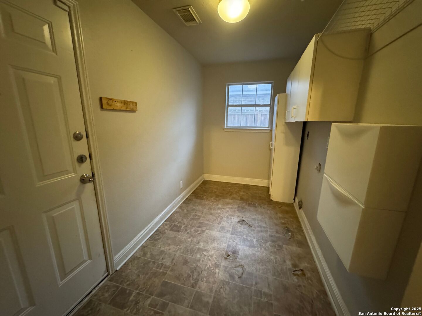 10118 Mission Creek Converse TX 78109