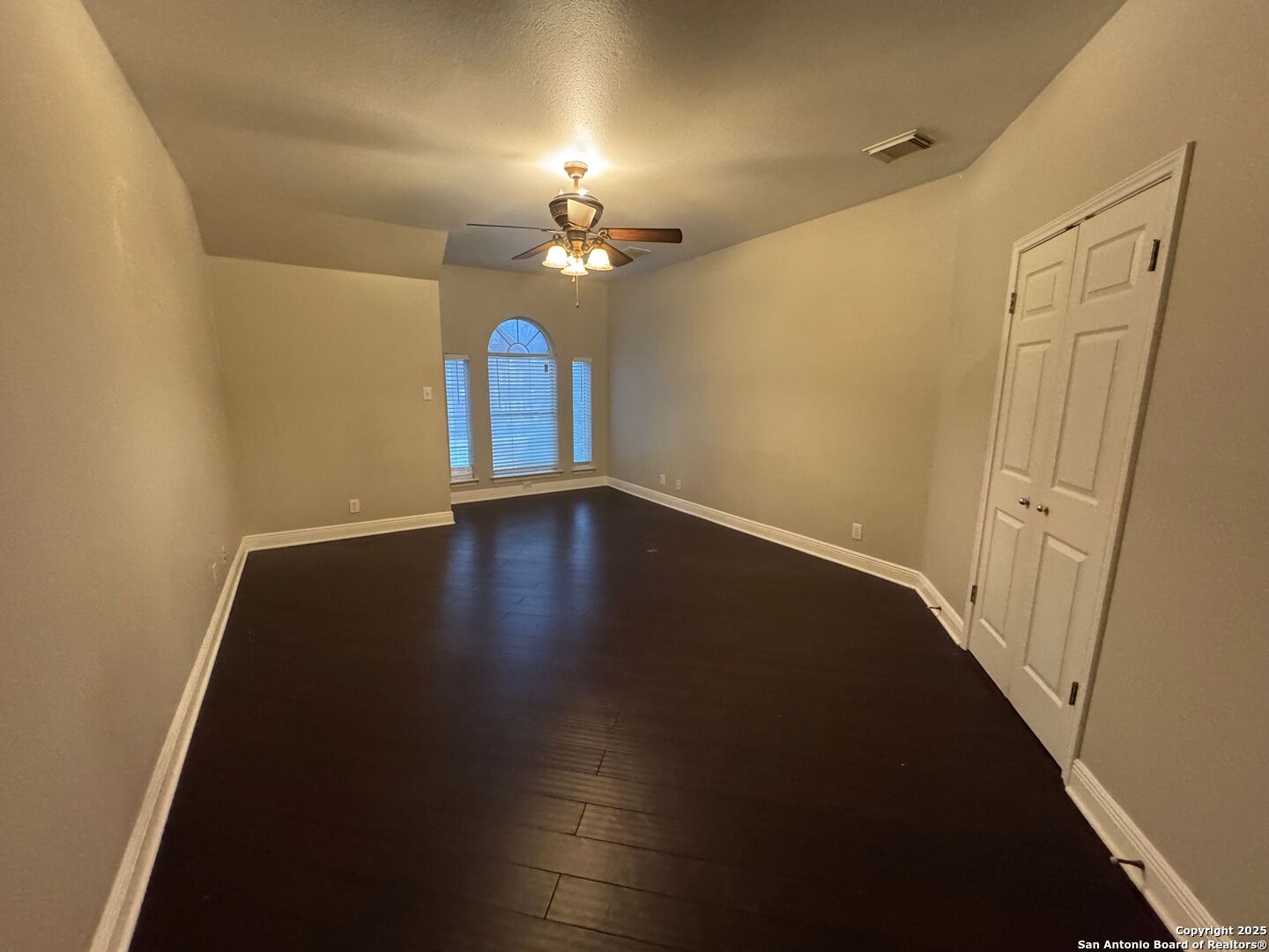 10118 Mission Creek Converse TX 78109
