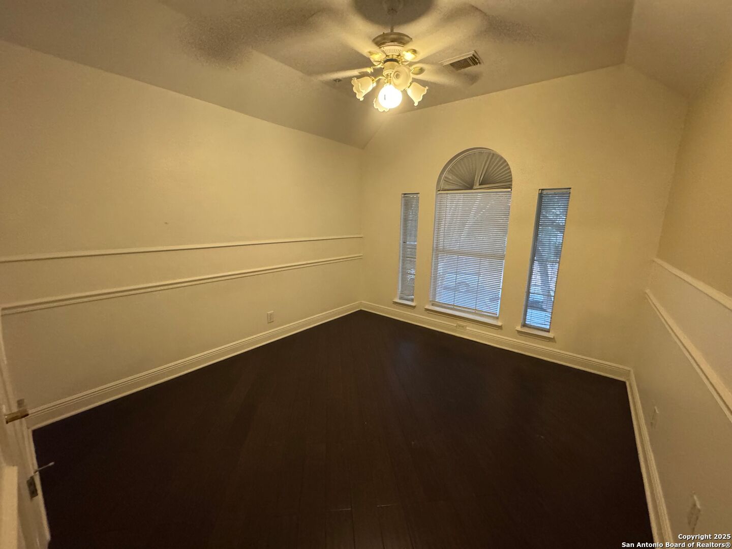 10118 Mission Creek Converse TX 78109