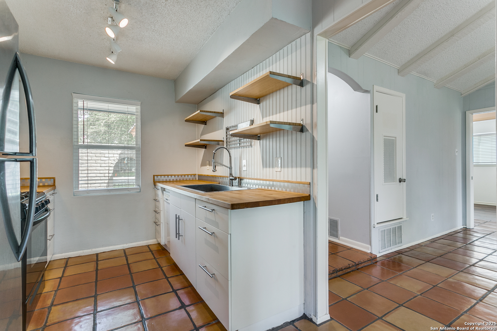 9515 Reece Drive San Antonio TX 78216