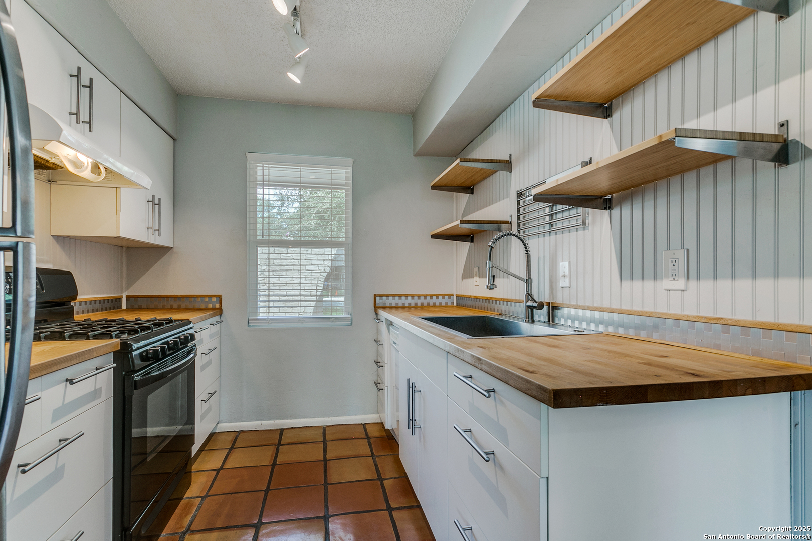 9515 Reece Drive San Antonio TX 78216