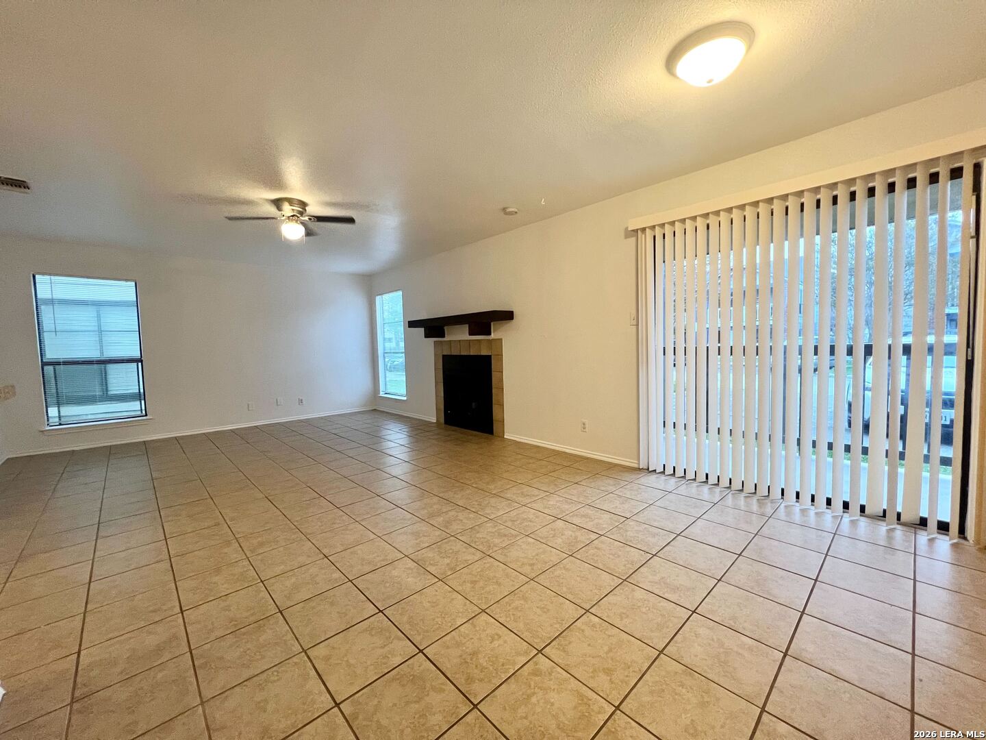810 Station Street Converse TX 78109