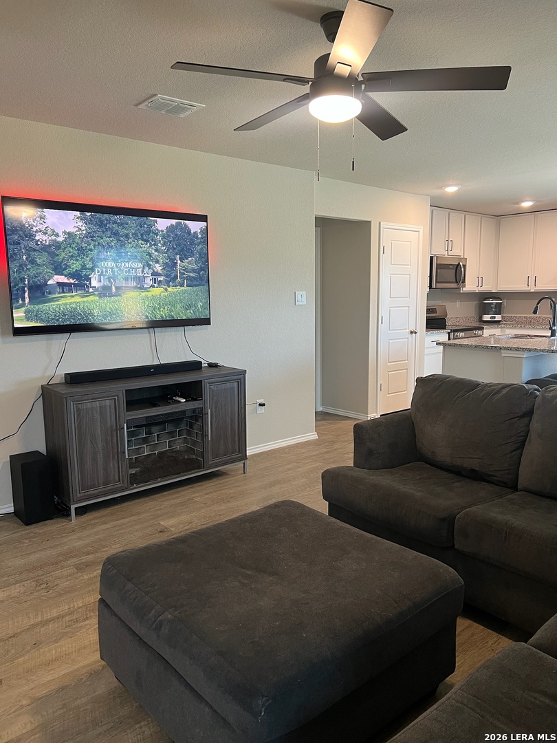 8824 Broad Wing Drive San Antonio TX 78222