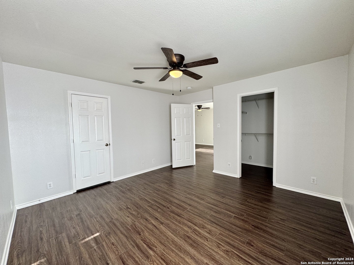 6926 Opal Cliffs Converse TX 78109